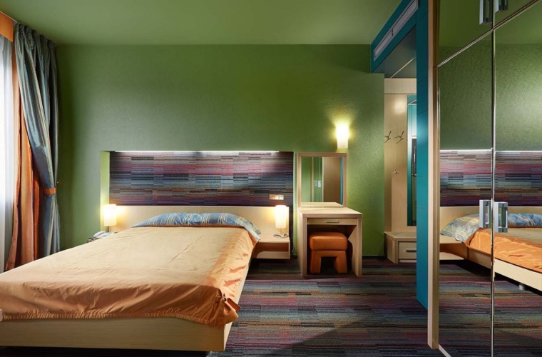 Double Suite