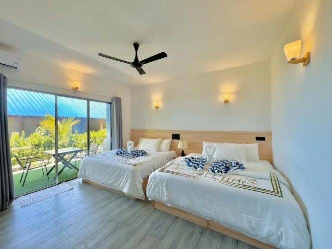 Family room with garden view