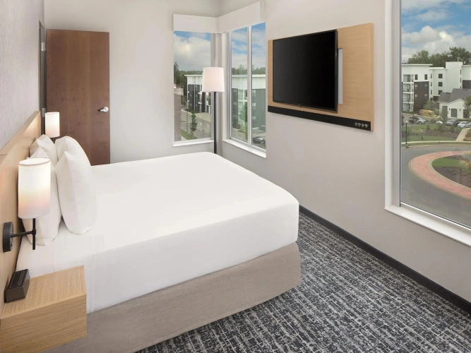 Accessible Double Suite