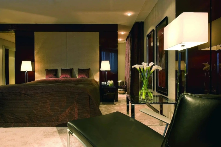 Master Twin Suite