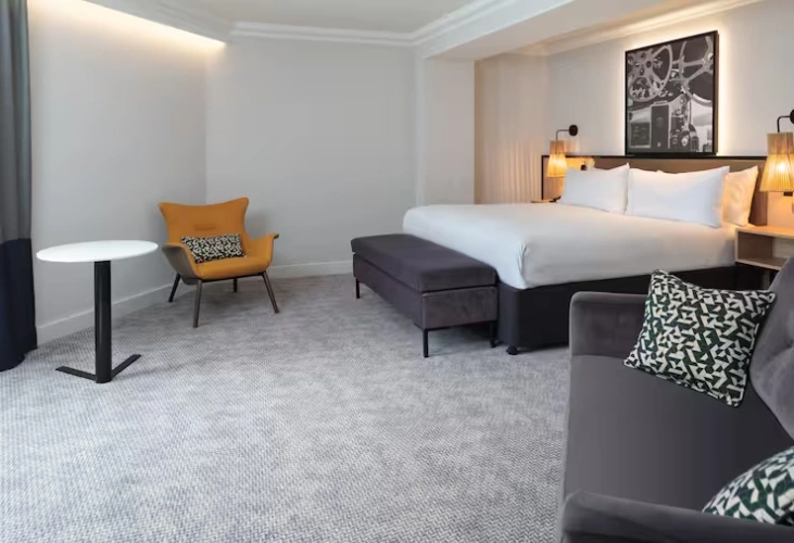 Five Feet to Fitness Double room