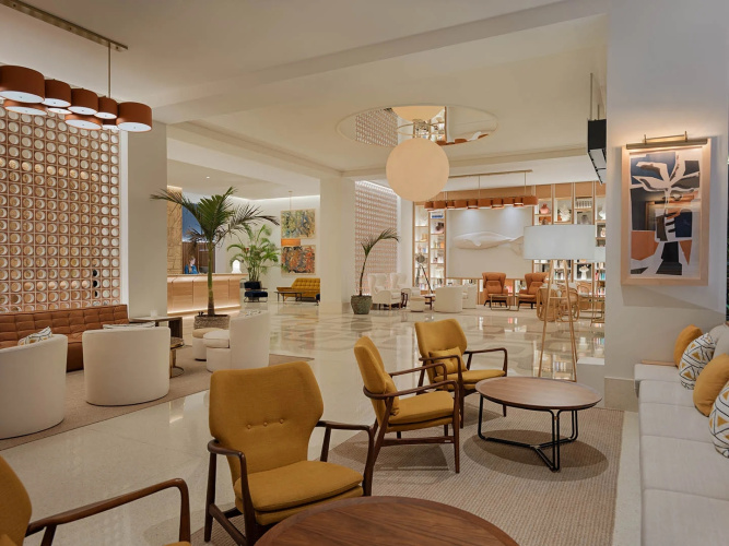 H10 Porto Poniente Hotel