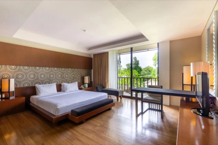 1 Bedroom Double Suite with golf view