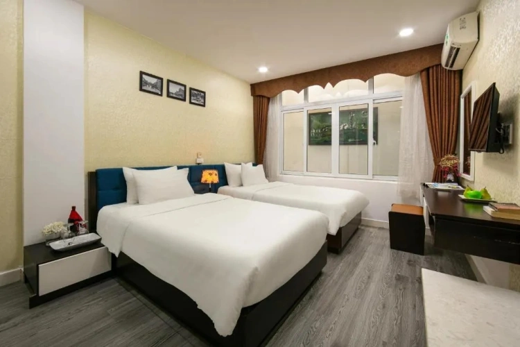 Family Suite with balcony