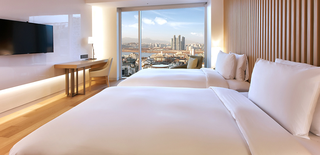 Premier Twin room