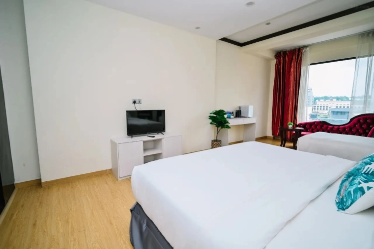 Family Triple room