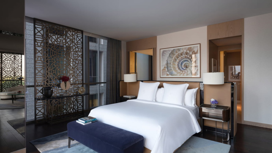 Executive Deluxe Double Suite