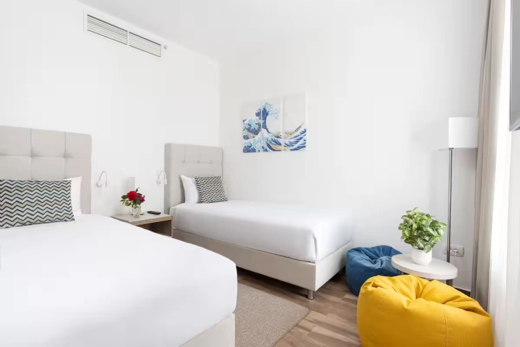 2 Bedrooms Premium Swim Up Quadruple Suite