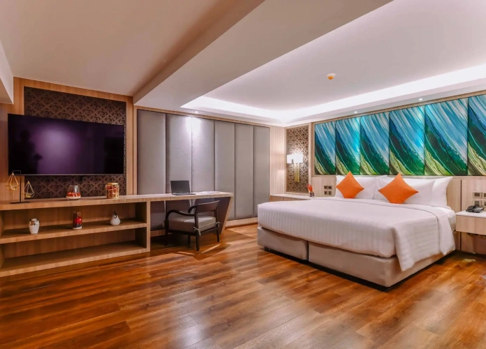 Sky Jacuzzi Suite
