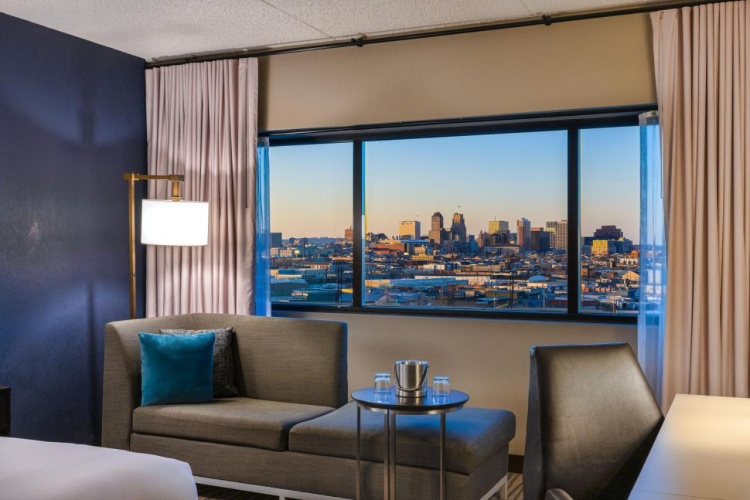 DoubleTree by Hilton Hotel Newark Airport photo 21
