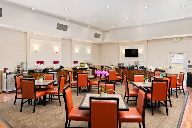 Best Western Plus Royal Oak Hotel photo 27