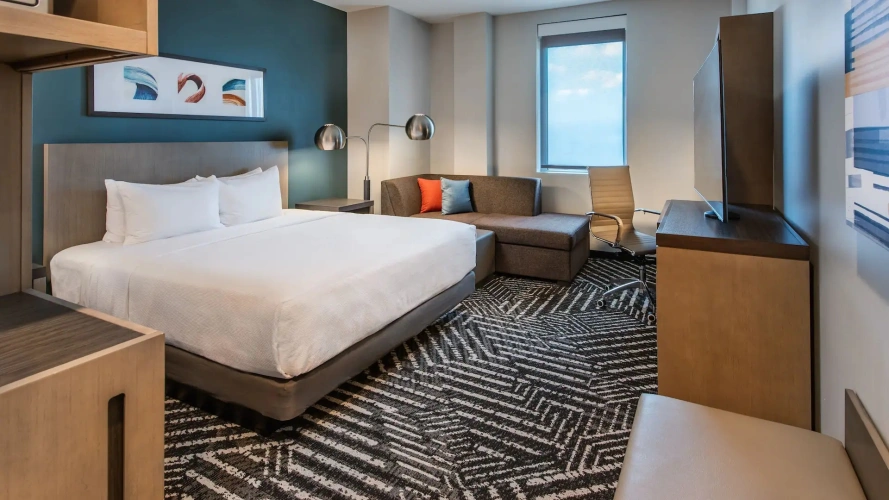 Den Double room