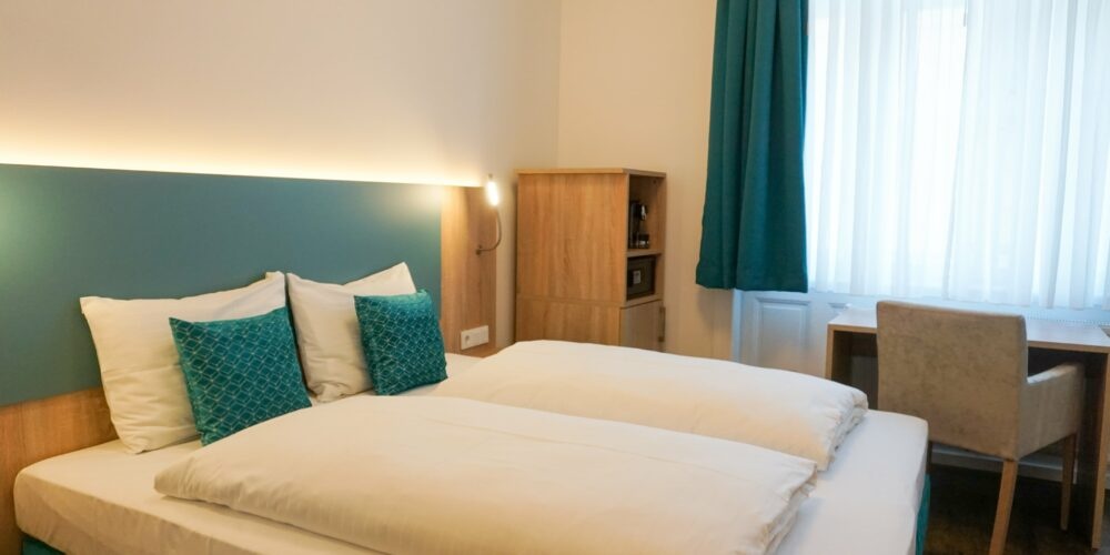 Corner Double room