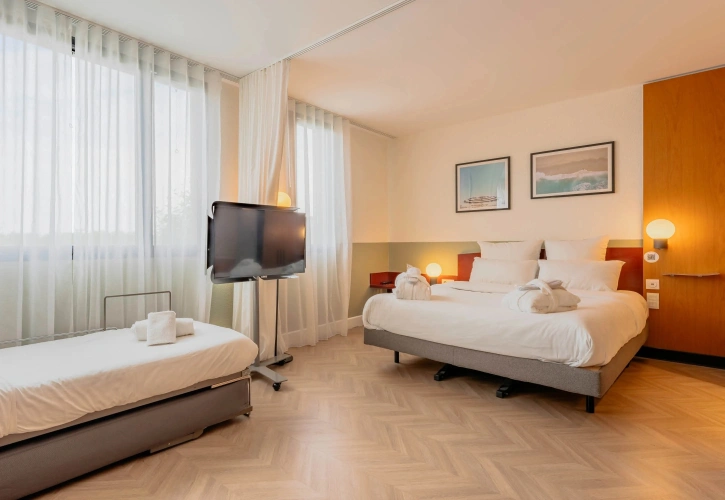 Superior Triple room