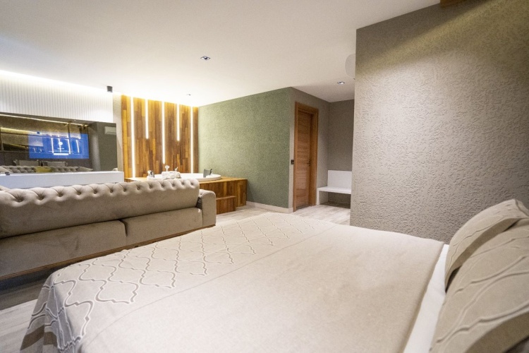 Garden with Jacuzzi Double Suite
