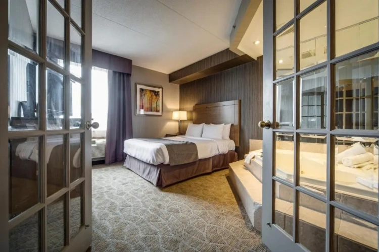 Deluxe Jacuzzi Double Suite