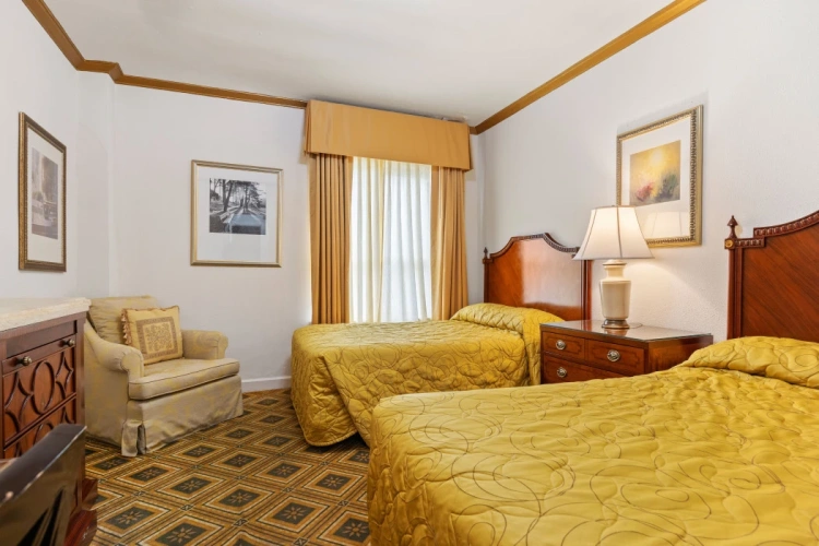 Deluxe Quadruple room