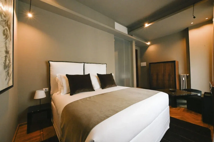 2 Bedrooms Deluxe Family room with balcony