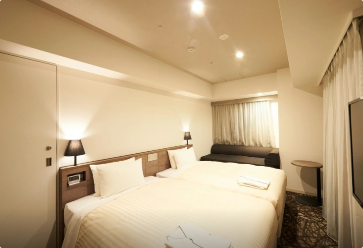 Connecting room