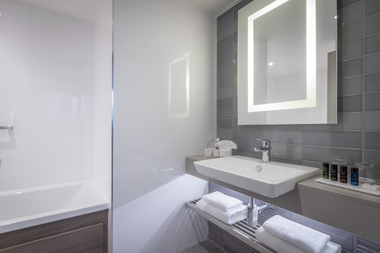 Clayton Hotel Dublin Airport photo 10