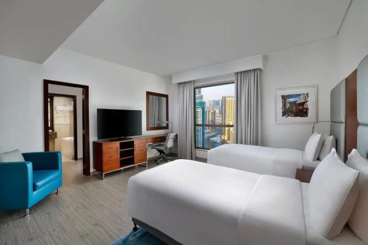 Hilton Dubai The Walk photo 9