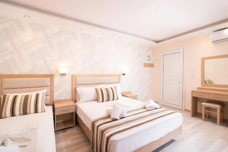 Star Bay Luxury Hotel