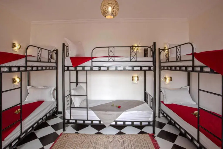 Amour d'auberge - Hostel