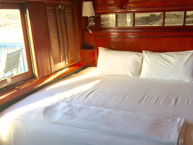 Royal Double Suite with mountain view