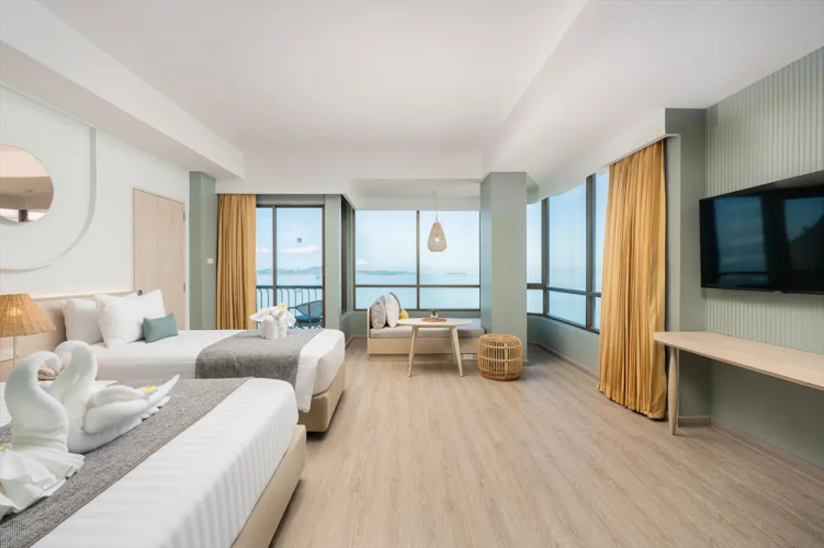 Mini Family Suite with ocean view