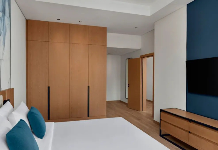 Diplomatic Double Suite