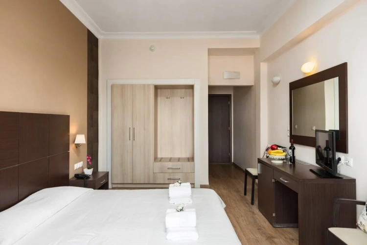 Single room with balcony