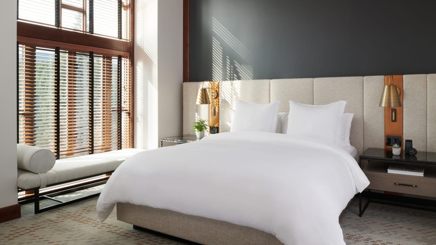 Four Seasons Executive Double Suite