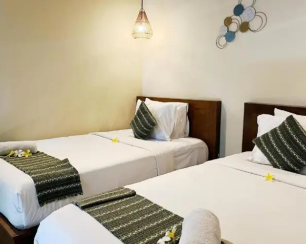 2 Bedrooms Villa