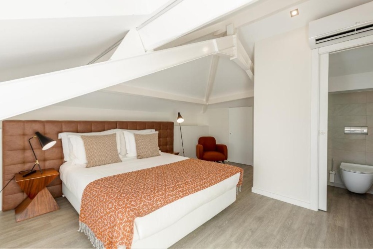 4 Bedrooms Apartment with balcony and with view