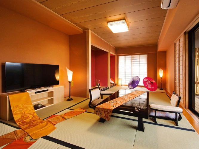 Japanese-Style room with garden view