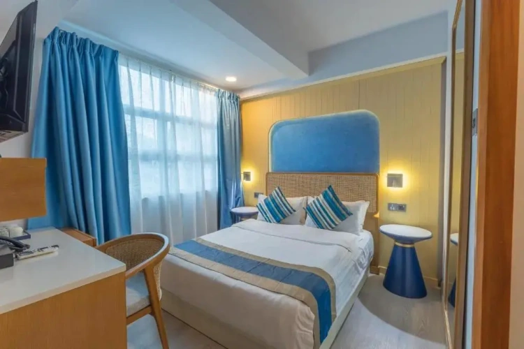 Deluxe Double Suite