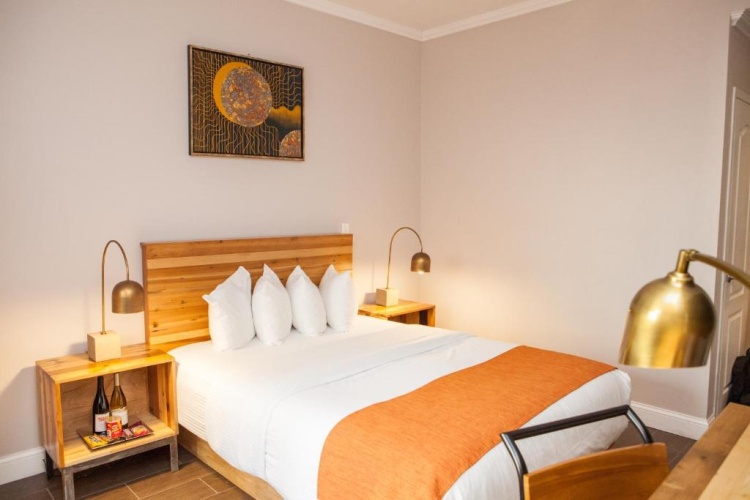 Deluxe Mobility Accessible Double room