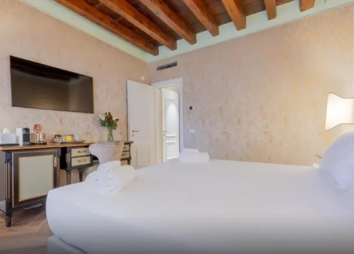 Terrace Double Suite