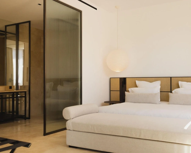 Bachelor Double Suite