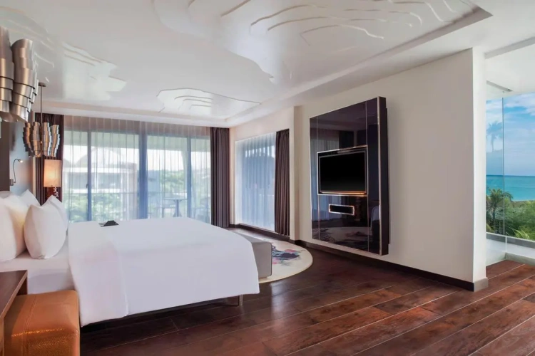 Presidential Grande Avant Garde Double Suite with balcony and with Lagoon view