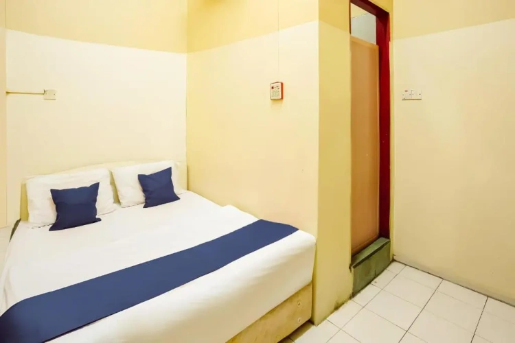 Small Double room