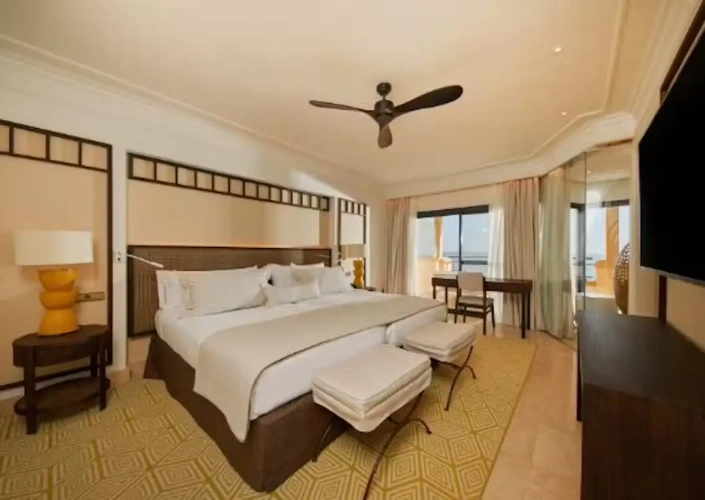 Preferred Club Twin Suite oceanfront