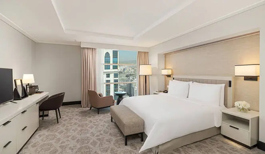 Executive Double Suite with city view