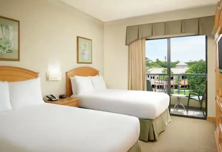 1 Bedroom Superior Twin Suite with lake view