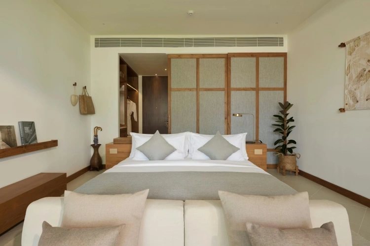 Deluxe Corner Pool Access Double room