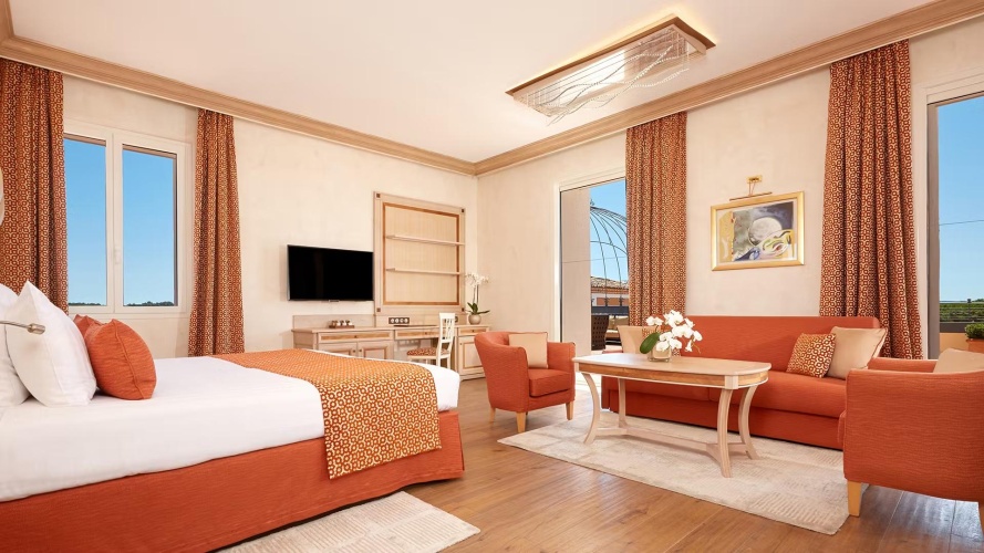 Terrace Double Suite