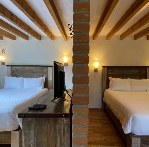 Golf Course Double Suite