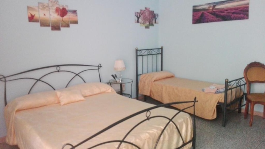 Standard Triple room with balcony and with city view
