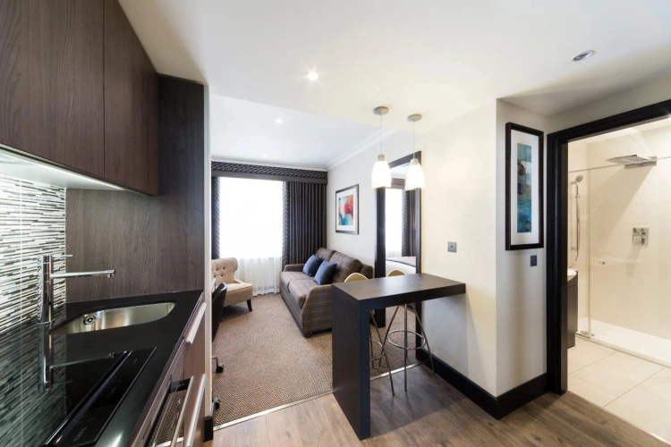 Deluxe Twin Suite