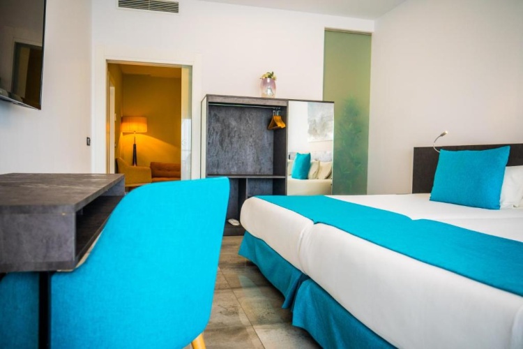 Quadruple Suite